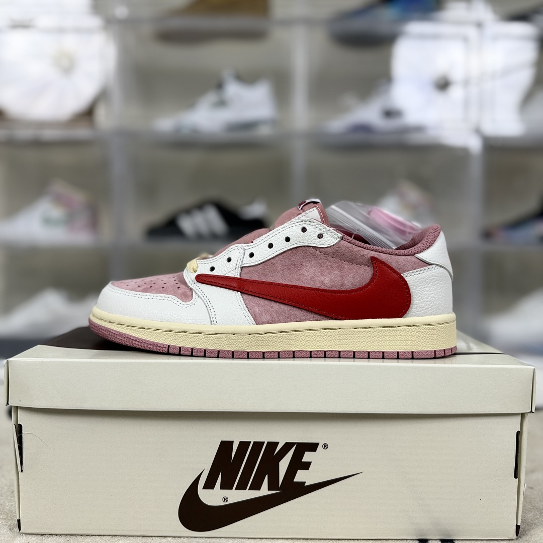 Travis Scott x Air Jordan 1 Low 'Pink Valentine' Edition Sneakers 22 cmp i1755627696945 1737 0 8