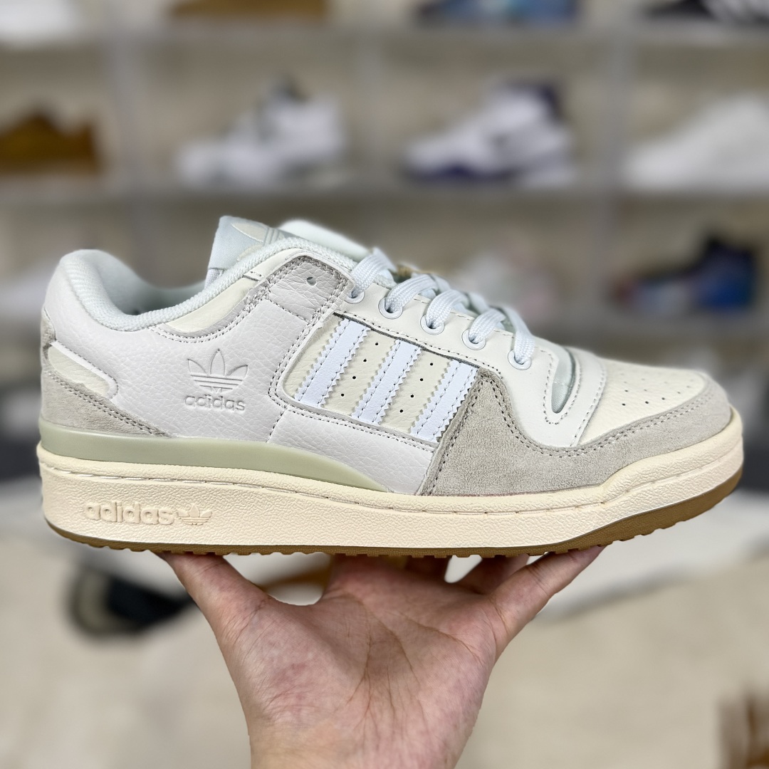 Adidas Originals Forum 84 Low ADV: Leather & Suede, Versatile Sneakers 7 cmp i1755628060338 7866 0 5