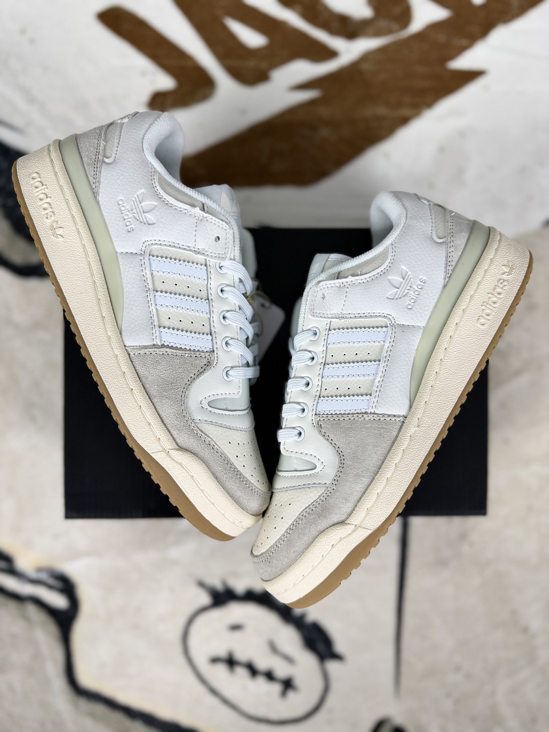 Adidas Originals Forum 84 Low ADV: Leather & Suede, Versatile Sneakers 5 cmp i1755628061725 5491 0 6