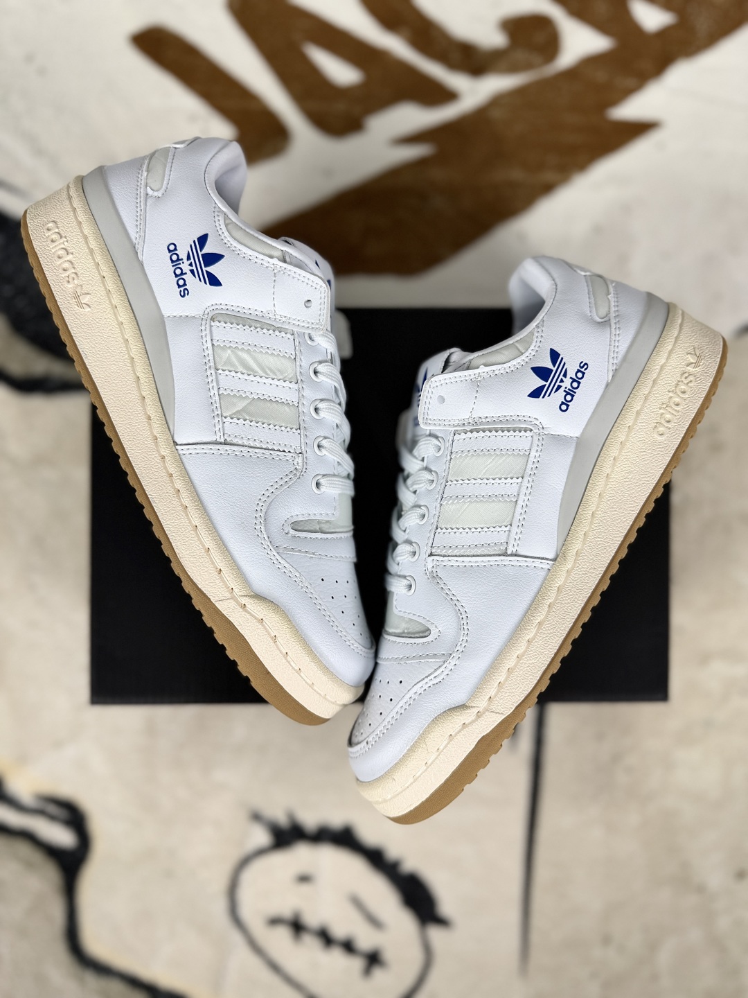 Adidas Originals Forum 84 Low ADV: Leather & Suede, Versatile Sneakers 5 cmp i1755628163354 4636 0 6