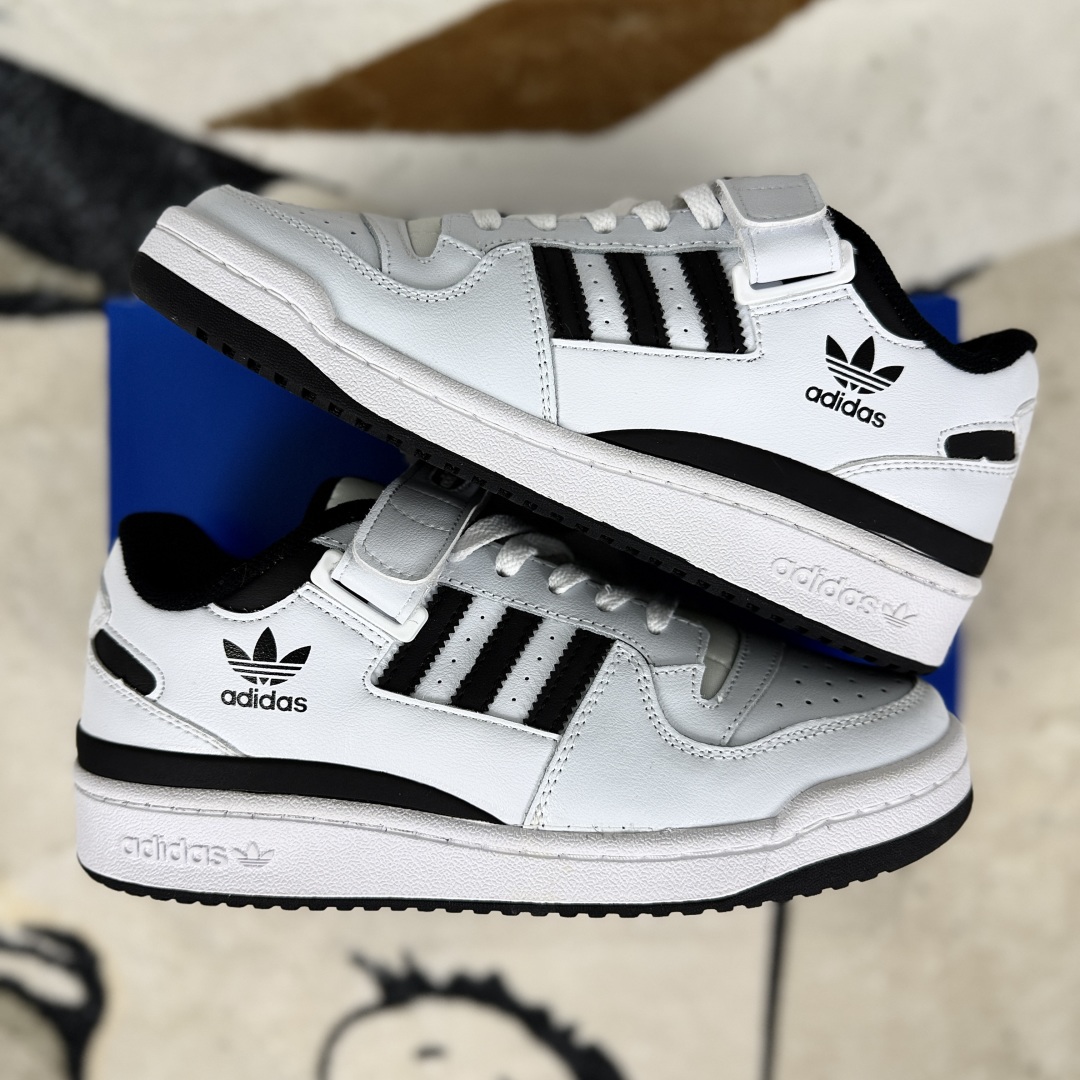 Adidas Originals Forum 84 Low White Black Leather Suede Sneakers FY7757 8 cmp i1755628179802 313 0 7