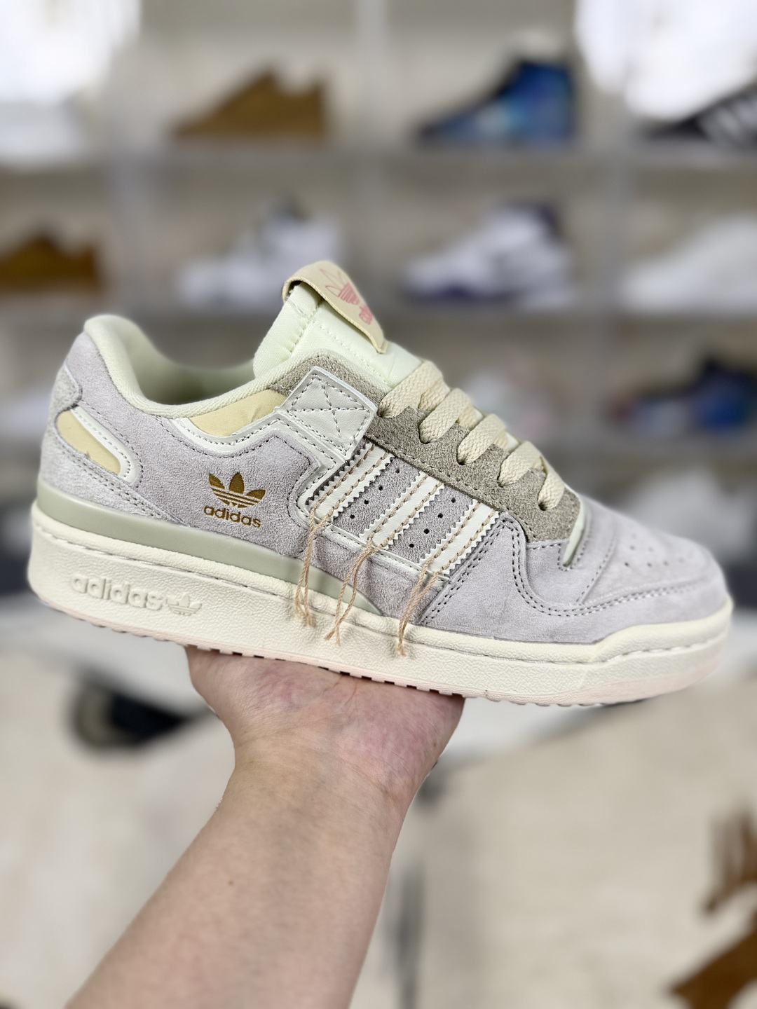 Adidas Originals Forum 84 Low: Comfort, Style, and Durability in One Sneaker 2 cmp i1755628205844 4826 0 0