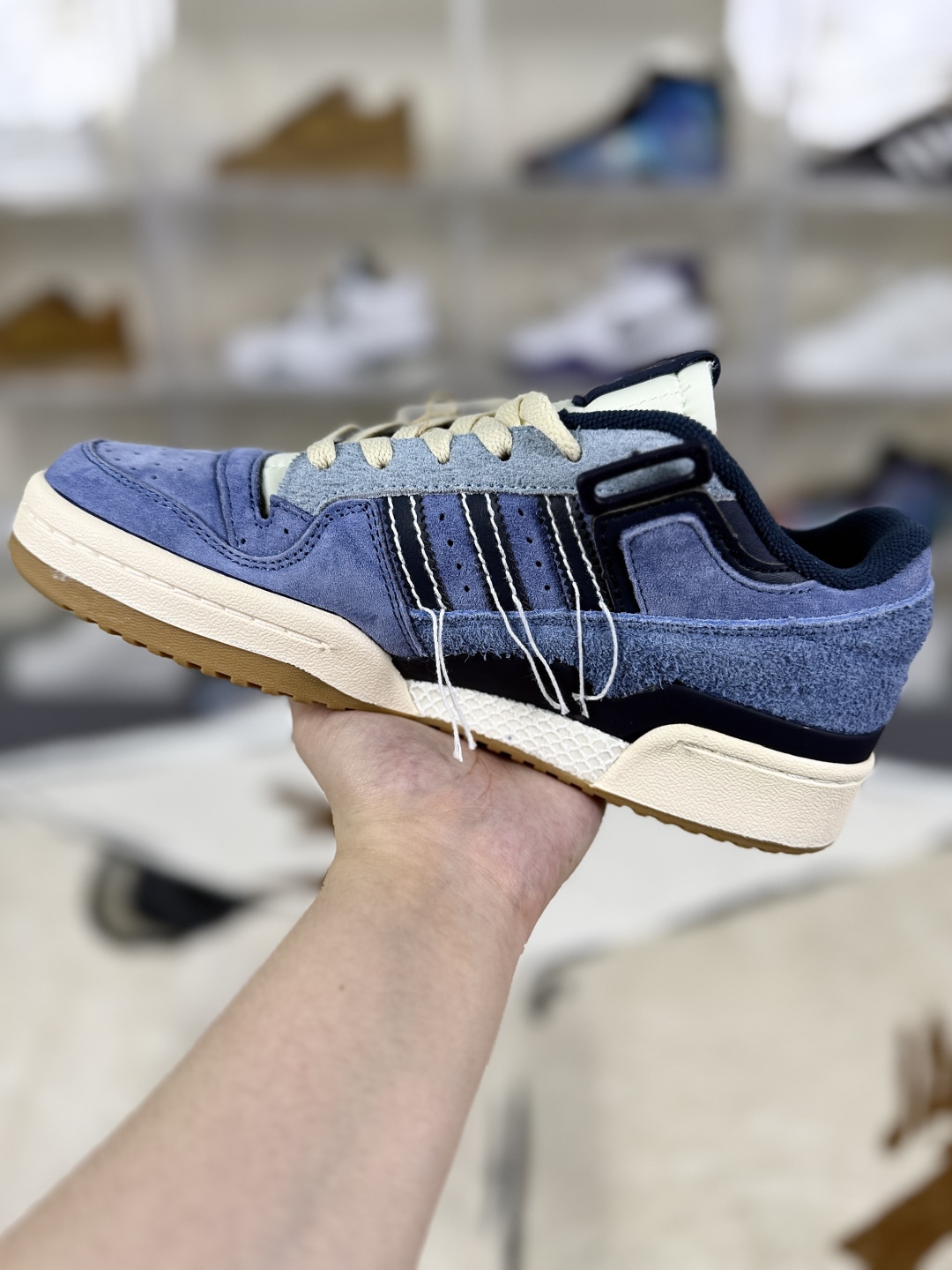 Adidas Originals Forum 84 Low-Top Sneakers - Denim Blue, Unisex, Durable 3 cmp i1755628207201 1316 0 1