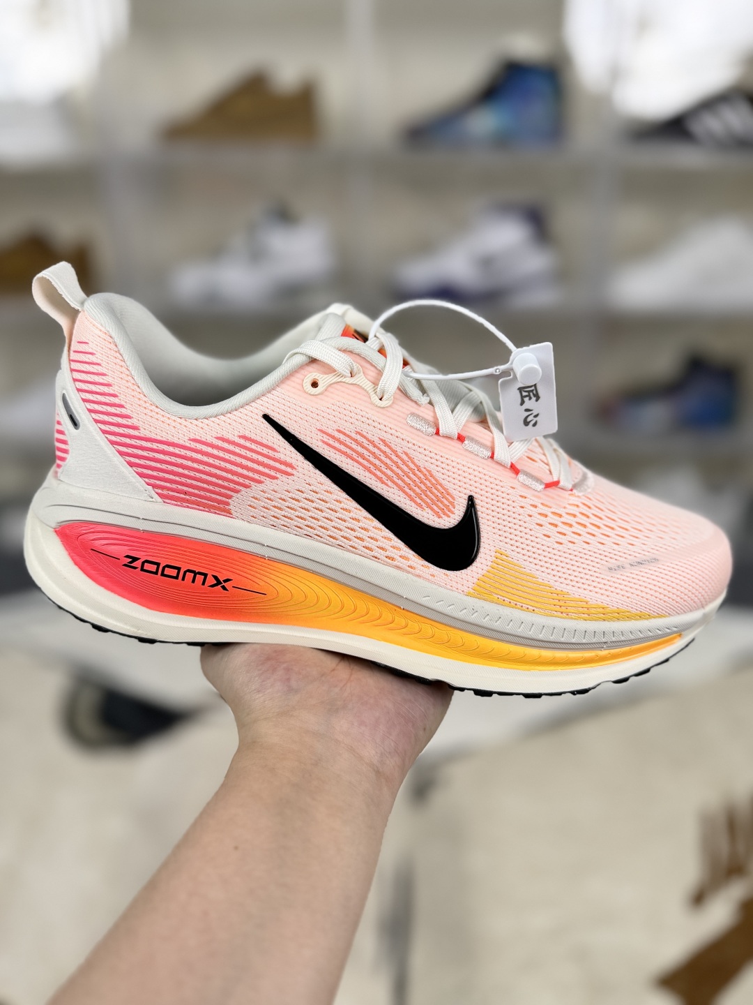Nike Vomero 18 Running Shoes: Ultimate Comfort, Cushioning, and Breathability 2 cmp i1755628222785 7489 0 0