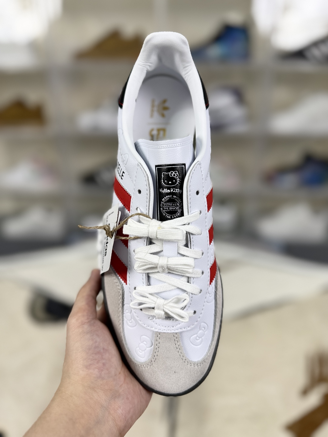 Adidas Originals Gazelle Indoor x Hello Kitty White/Red Sneakers 5 cmp i1755629223607 6417 0 3