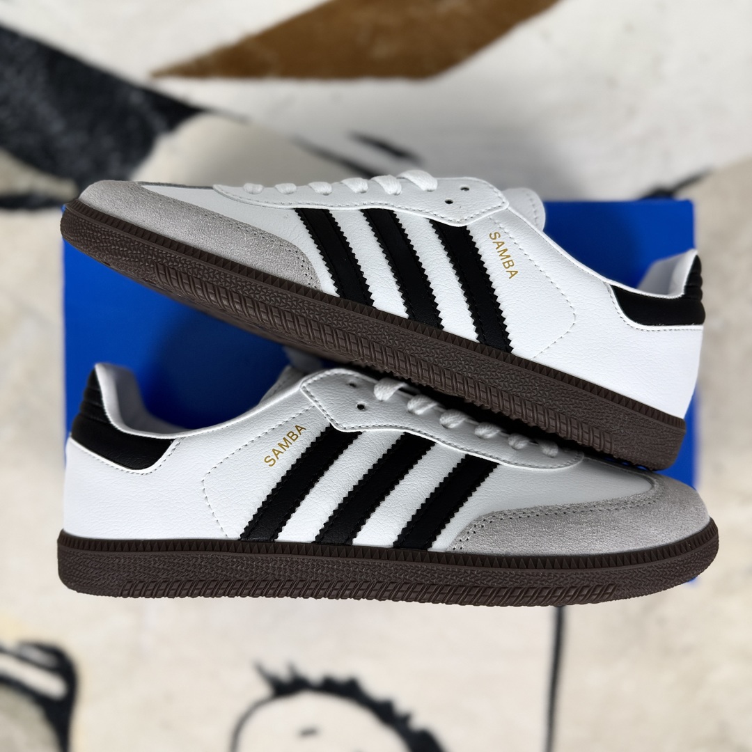 Adidas Originals Samba OG: Leather Upper, Low-Top Sneakers - Unisex, Black and White 8 cmp i1755629387836 8286 0 7