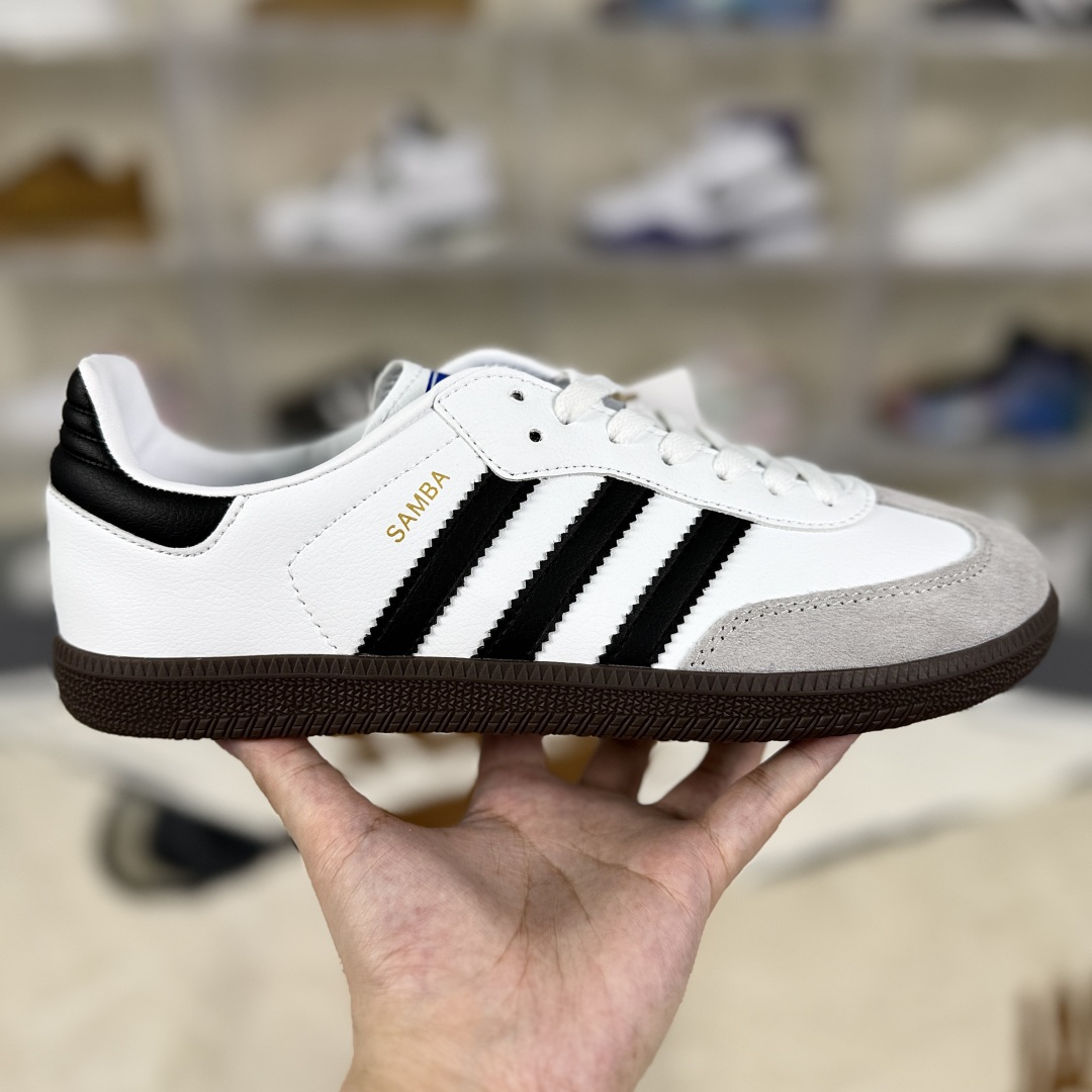Adidas Originals Samba OG: Leather Upper, Low-Top Sneakers - Unisex, Black and White 7 cmp i1755629443370 5846 0 5