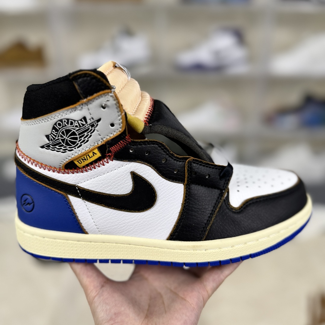 Fragment Design x Union x Jordan Air Jordan 1 Retro High - Unisex Sneaker 7 cmp i1755712640248 8741 0 5