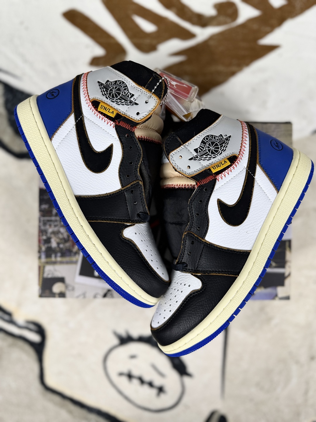 Fragment Design x Union x Jordan Air Jordan 1 Retro High - Unisex Sneaker 5 cmp i1755712670560 285 0 6