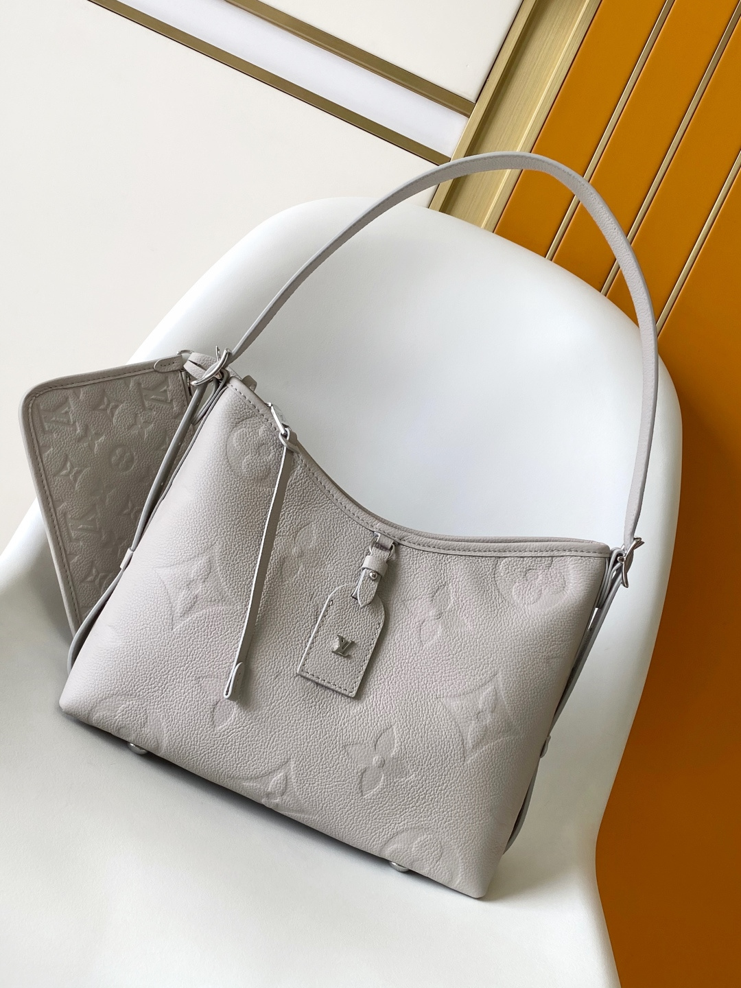 Louis Vuitton 米M46288黑 M46293米白M46277杏色