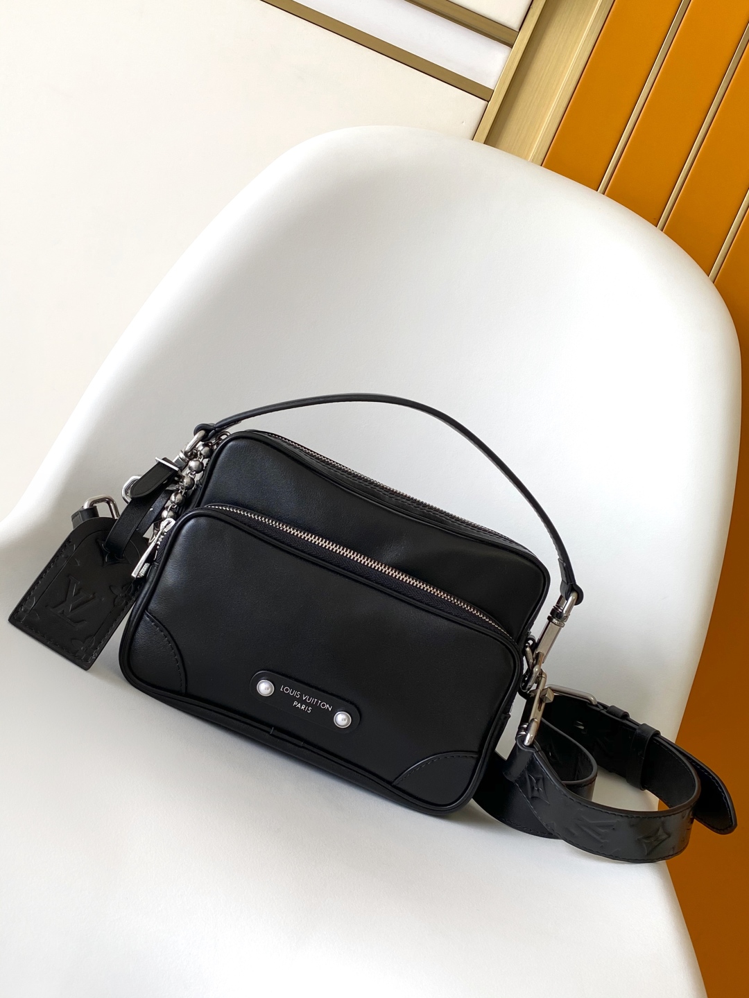 Louis Vuitton Black Leather Crossbody Bag with Studded Detail - M13987 2 cmp i1745951489843 9757 0 0