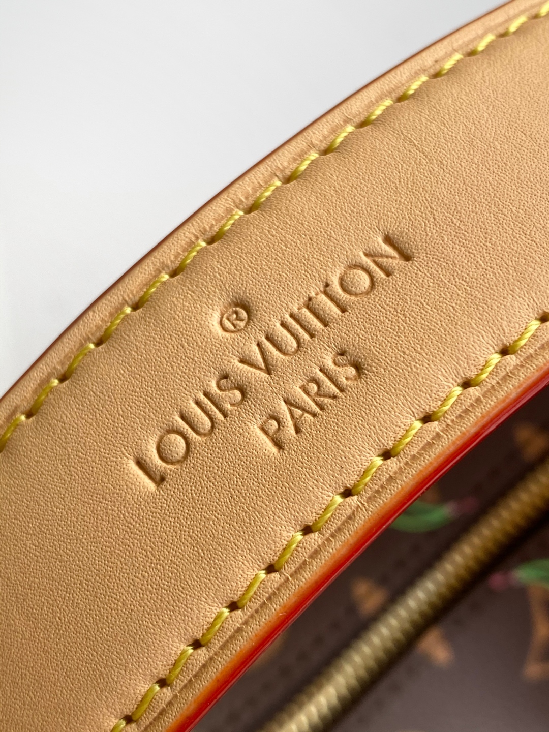 Louis Vuitton Side Trunk Murakami Cherry Monogram Leather Medium Bag 7 cmp i1746722591861 6152 0 5