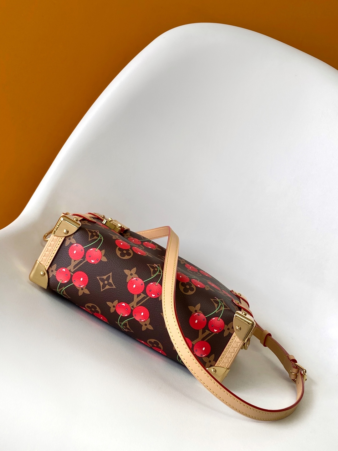 Louis Vuitton Side Trunk Murakami Cherry Monogram Leather Medium Bag 5 cmp i1746722594890 4568 0 3