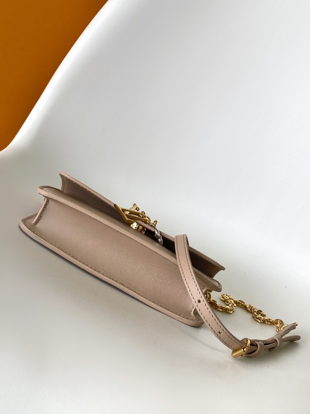 Louis Vuitton Wallet On Chain Bag - Stylish & Functional Accessory 5 cmp i1747599705559 2732 0 3