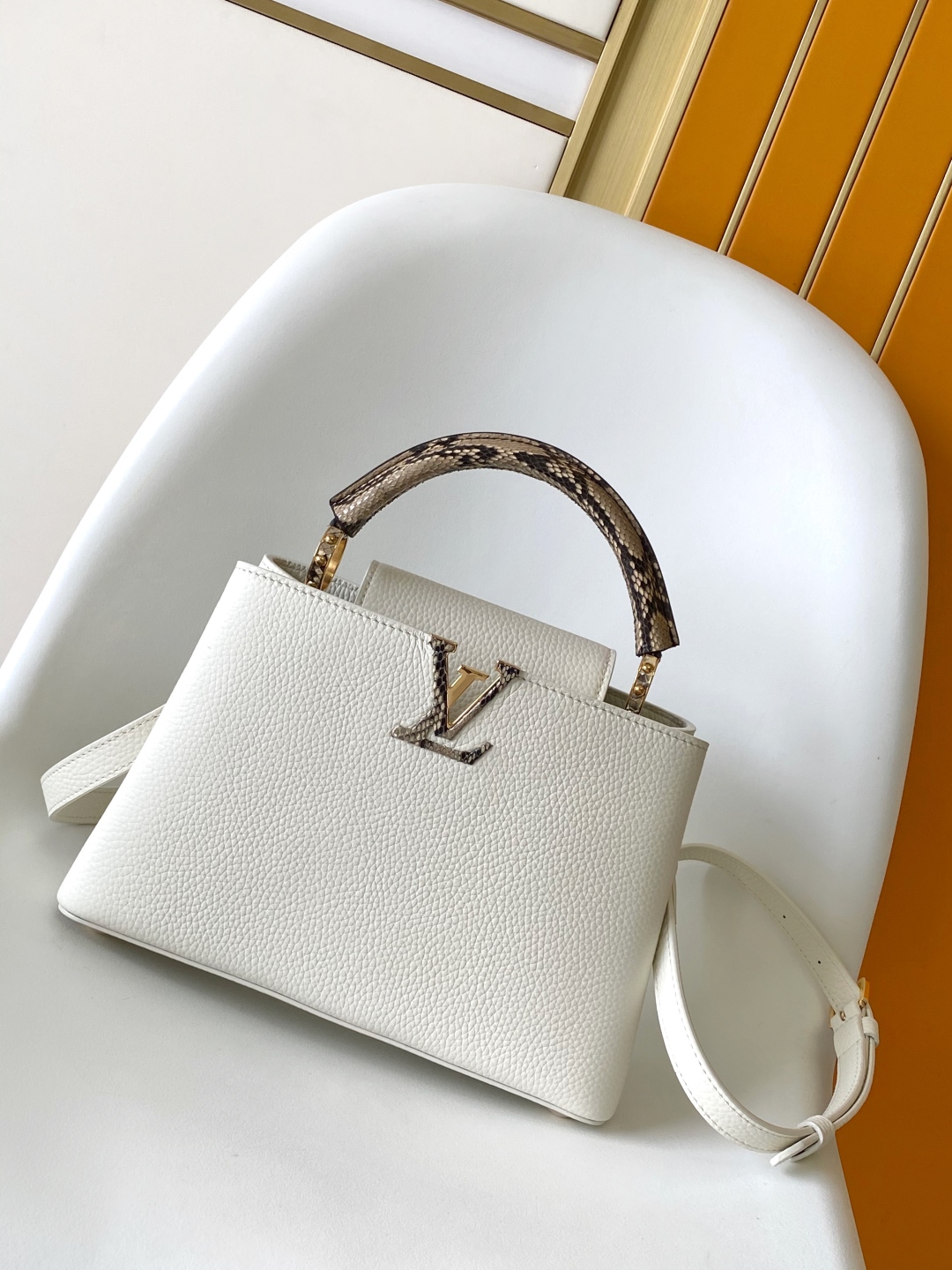 Louis Vuitton Capucines Mini Bag - White Taurillon Leather & Python Handle 2 cmp i1751200152159 4659 0 8