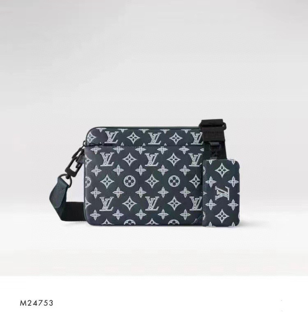 Louis Vuitton Trio Bolso Bandolera Monogram Shadow Cuero, 25 x 18.5 x 7 cm