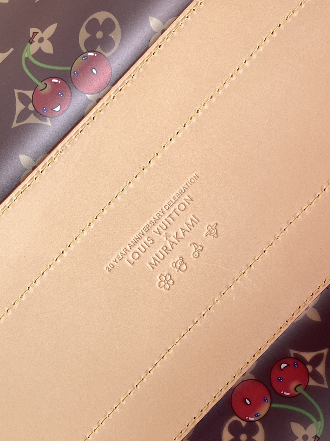 p640💰顶级原单 动态163 LOUIS VUITTON× Takashi Murakami村上隆联名款ONTHEGO GM樱桃系列牛皮饰边托特包Tote包购物袋手提包大号女款棕色拼米
色  M14306号 尺寸41x19x34