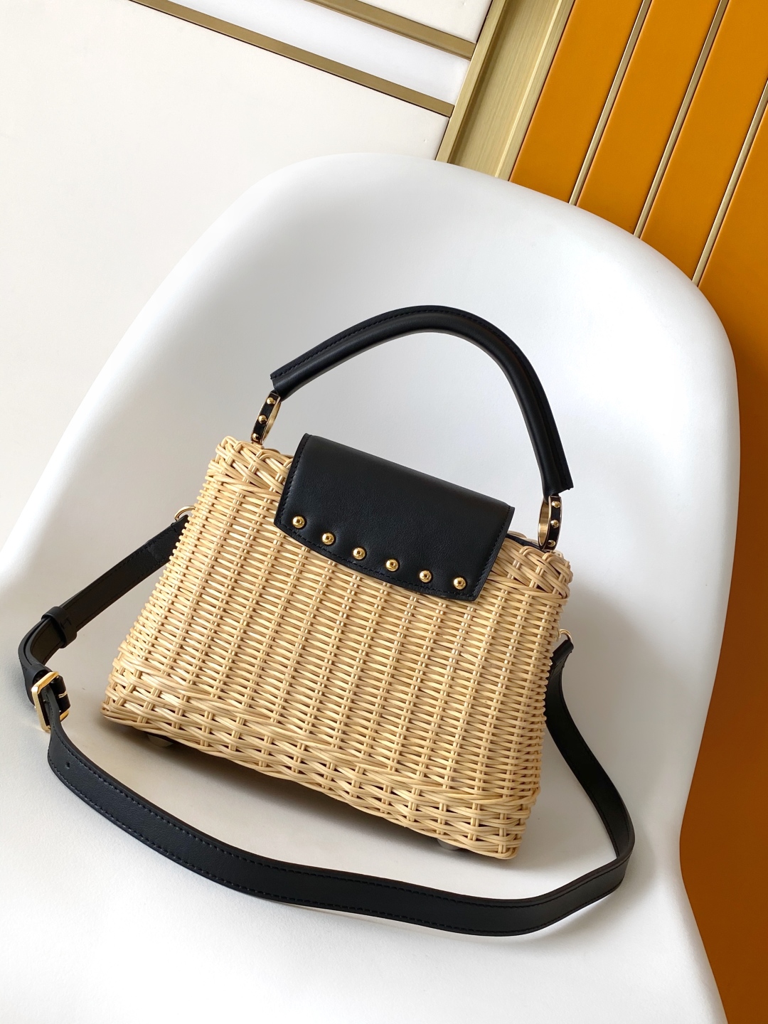 Louis Vuitton Capucines BB Wicker Bag, Elegant Design & Secure Closure 4 cmp i1751694258686 6689 0 2