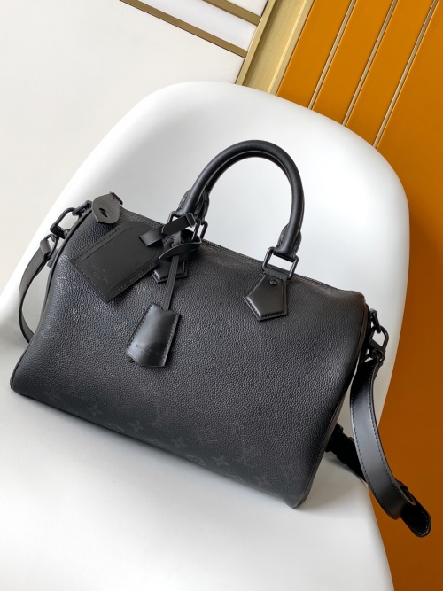 SPEEDY BANDOULIERE 30 Handbag,Monogram Leather, 30 x 17 x 21 cm 1 SPEEDY BANDOULIERE 30 Handbag,Monogram Leather, 30 x 17 x 21 cm