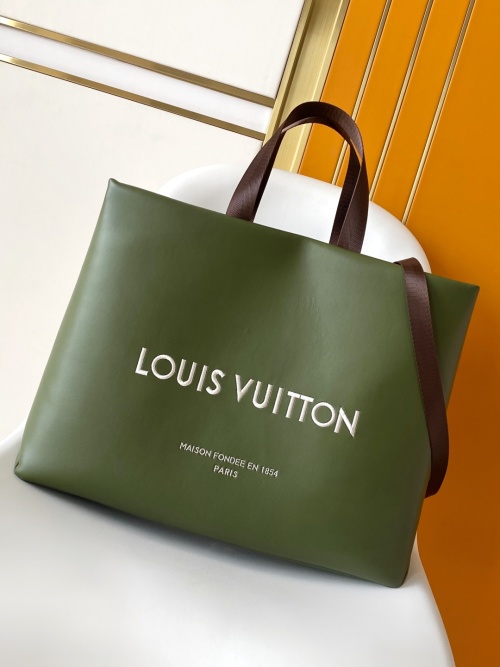 Louis Vuitton Shopper Medium Green Leather Tote Bag with Top Handles 1 Louis Vuitton Shopper Medium Green Leather Tote Bag with Top Handles