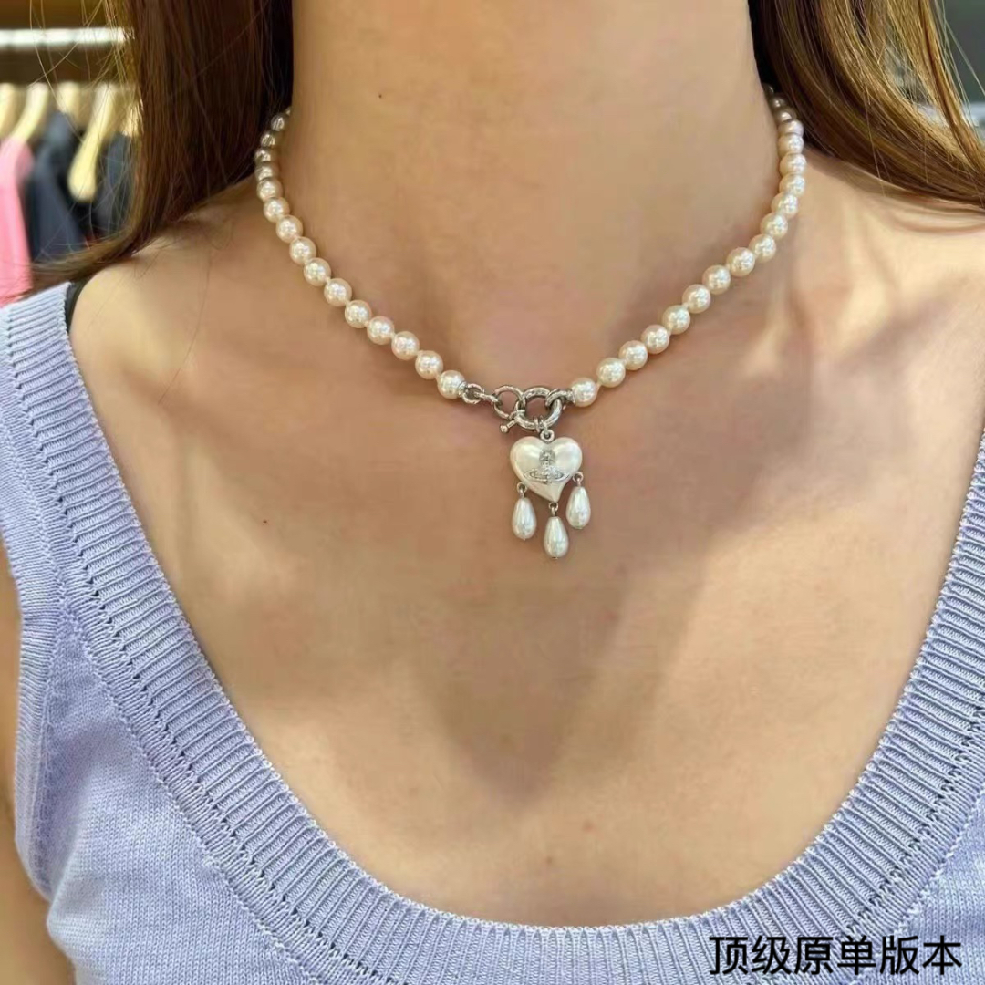  西太后 vivienne 珍珠项链
闭眼‮准入‬没错！纯‮王粹‬冠球‮经是‬典的象征，闪‮土耀‬星环勾