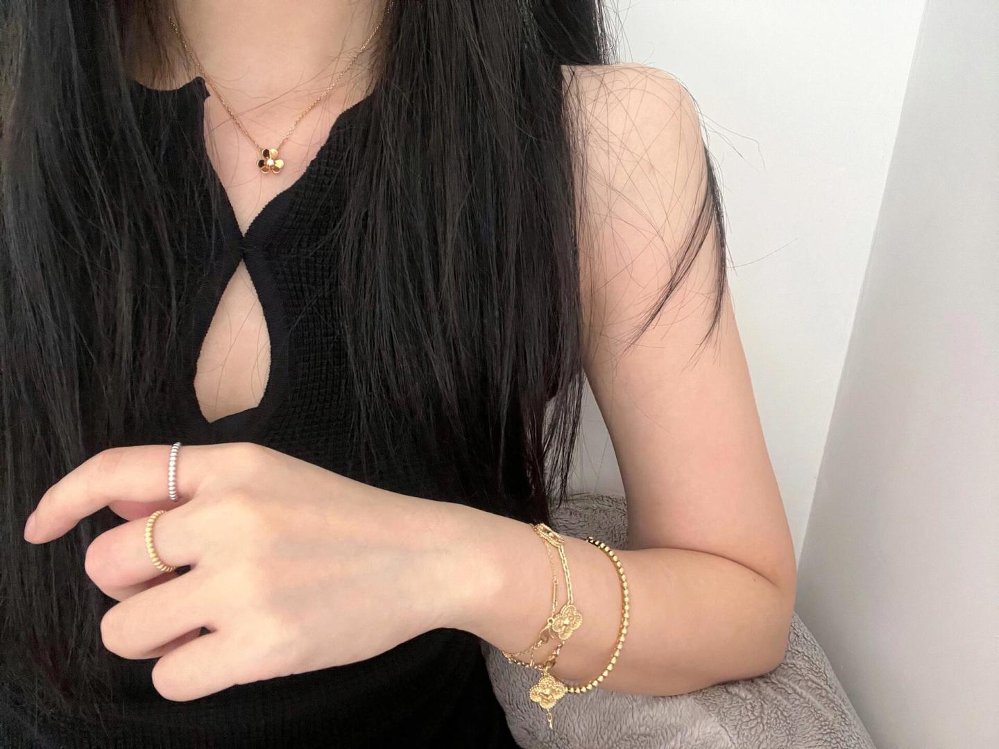 NO:106673,V gold plated gold Vca classic perlee bead ring 6-9 sizes, jewelry boutique, ring19860909V金镀咪金Vca 经典perlee珠珠戒指 6-9码,饰品精品,ring,Jewelry