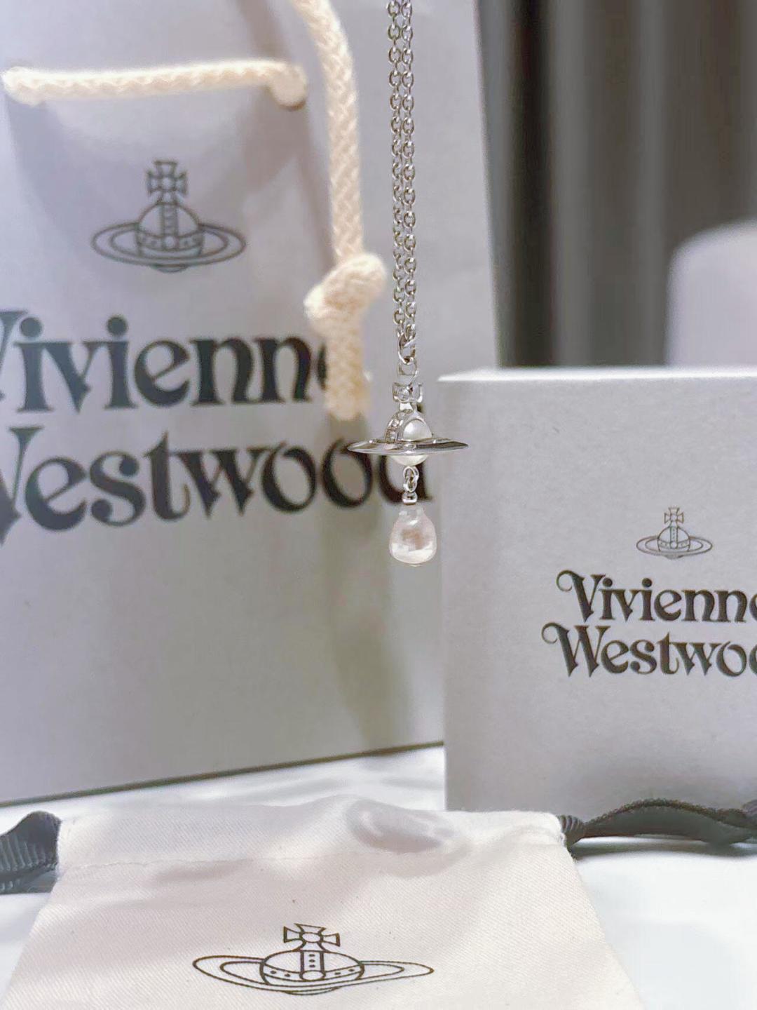 ！Westwood 西太后珍珠项链 重磅推荐，纯粹王冠球是经典的象征，闪耀土星环勾勒未来波光流转间，开启
