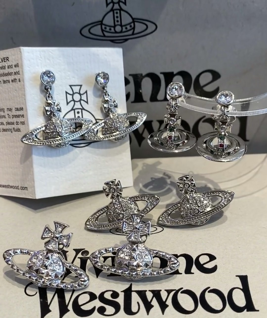 Vivienne Westwood Vivienne Westwood薇薇安西太后土星耳钉