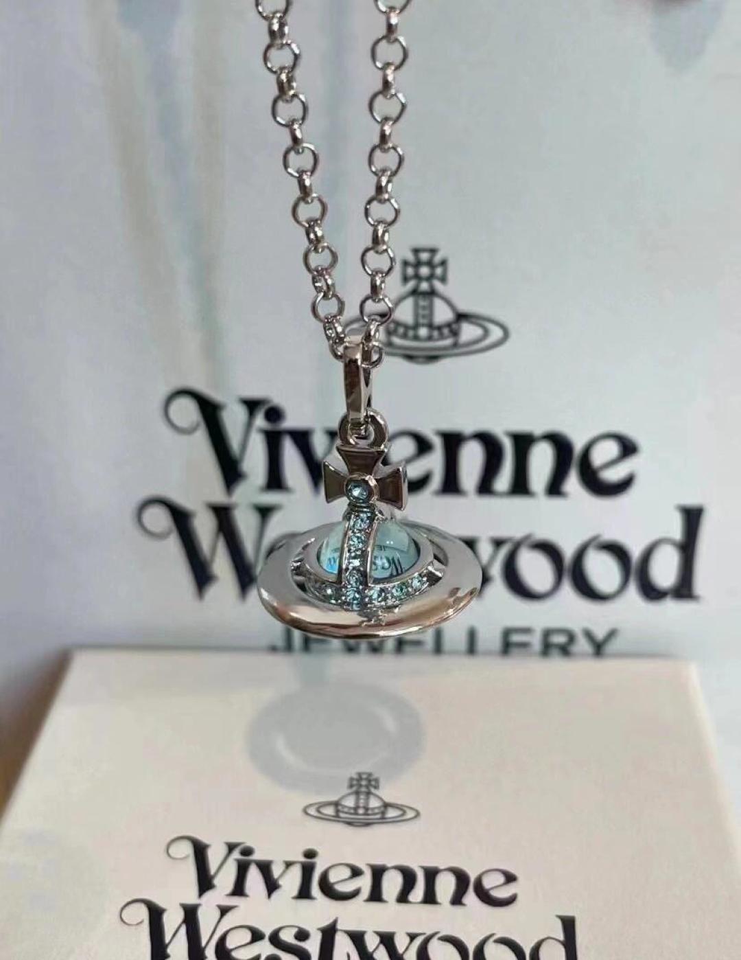  𝐕𝐢𝐯𝐢𝐞𝐧𝐧𝐞 𝐖𝐞𝐬𝐭𝐰𝐨𝐨𝐝
高品质西太后项链
vivienne westwood英国时装设计师