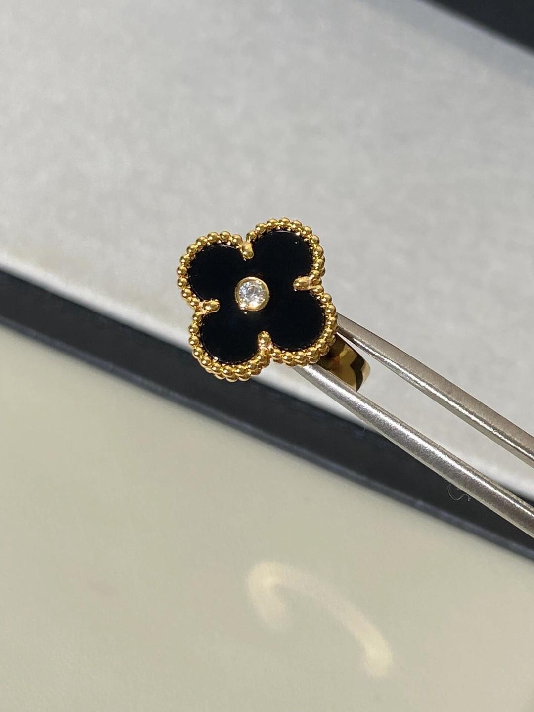  V金镀咪金黑玛瑙 高级珠宝VCA💎梵克雅宝定制 经典 四叶草戒指 🍀系列 今年大热门款📩💗花型正，圆润