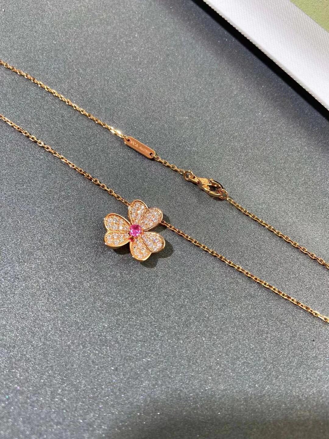 👑Vca梵克雅宝三叶草满钻项链