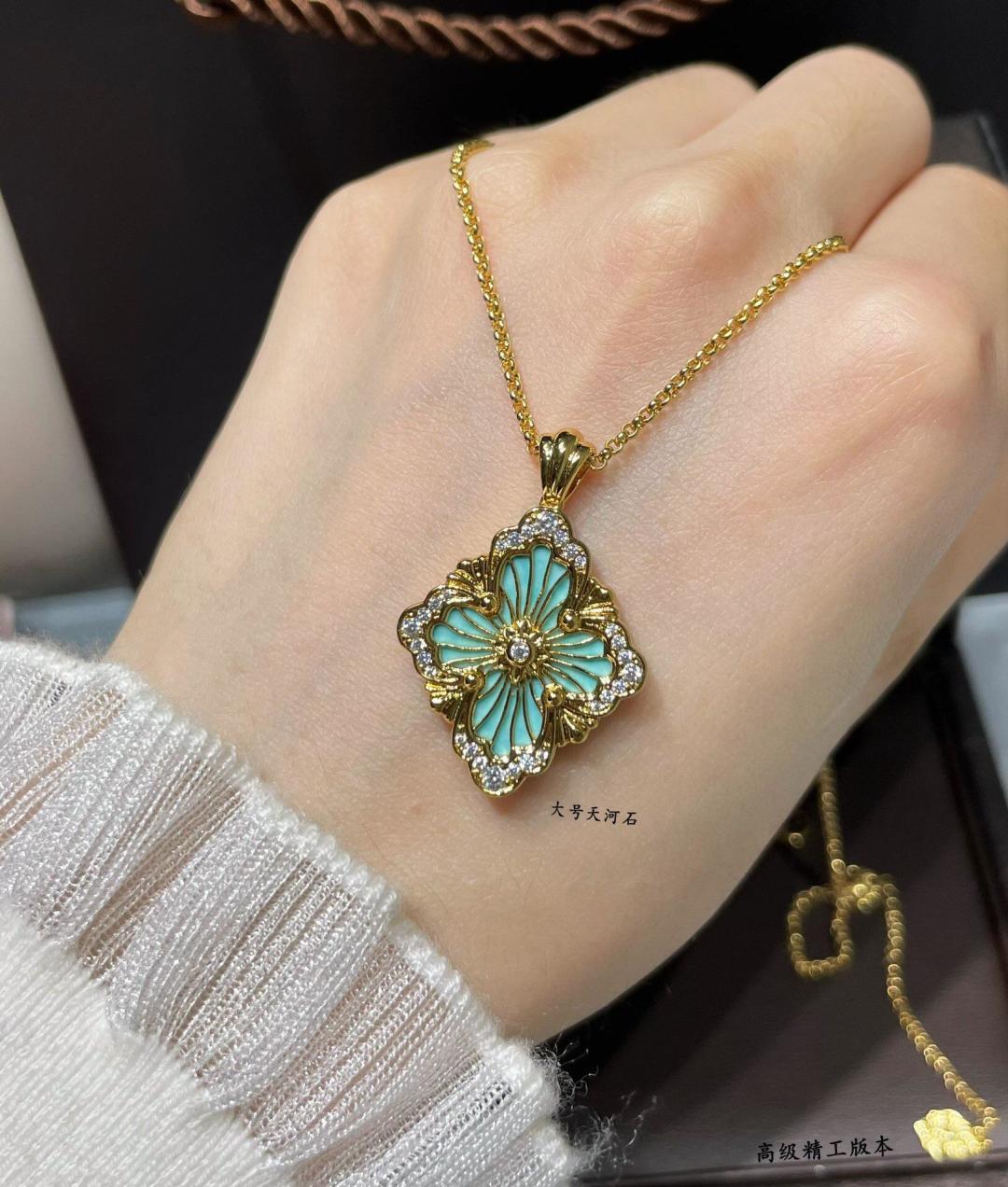Buccellati V金材质 精工布契拉提天河石大号单花项链