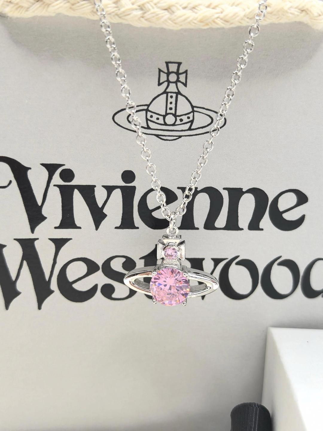  西太后 vivienne粉钻项链
闭眼‮准入‬没错！纯‮王粹‬冠球‮经是‬典的象征，闪‮土耀‬星环勾‮