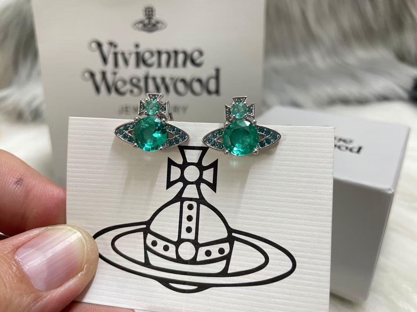  西太后 vivienne绿镶钻项链
闭眼‮准入‬没错！纯‮王粹‬冠球‮经是‬典的象征，闪‮土耀‬星环勾