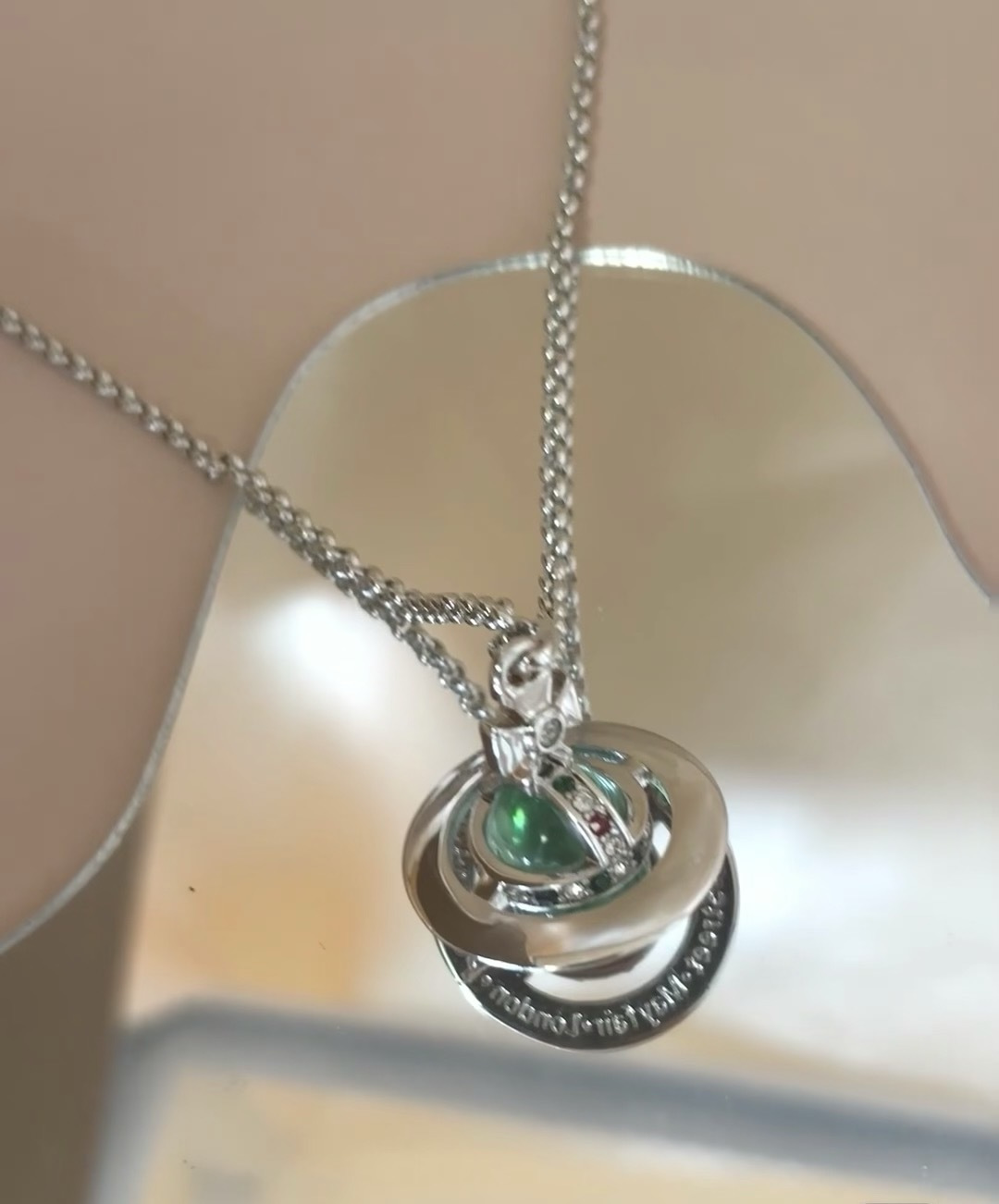 vivienne westwood西太后薇薇安💍英国时装设计师，时装的朋克之母！时尚潮流风格，品质强大，