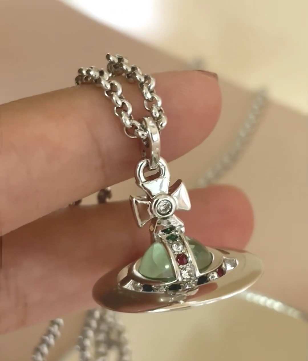 vivienne westwood西太后薇薇安💍英国时装设计师，时装的朋克之母！时尚潮流风格，品质强大，