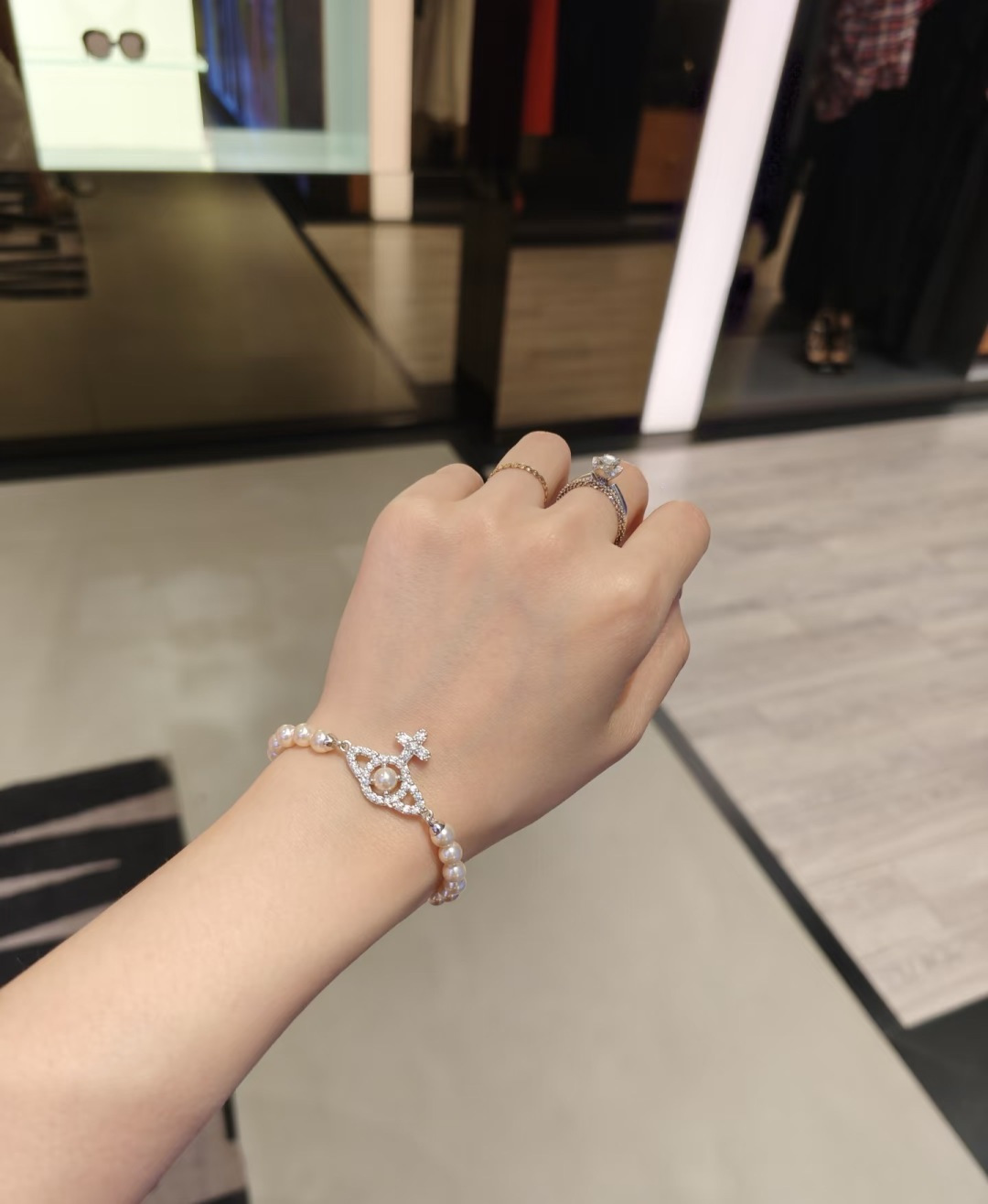 vivienne westwood西太后薇薇安💍英国时装设计师，时装的朋克之母！时尚潮流风格，品质强大，