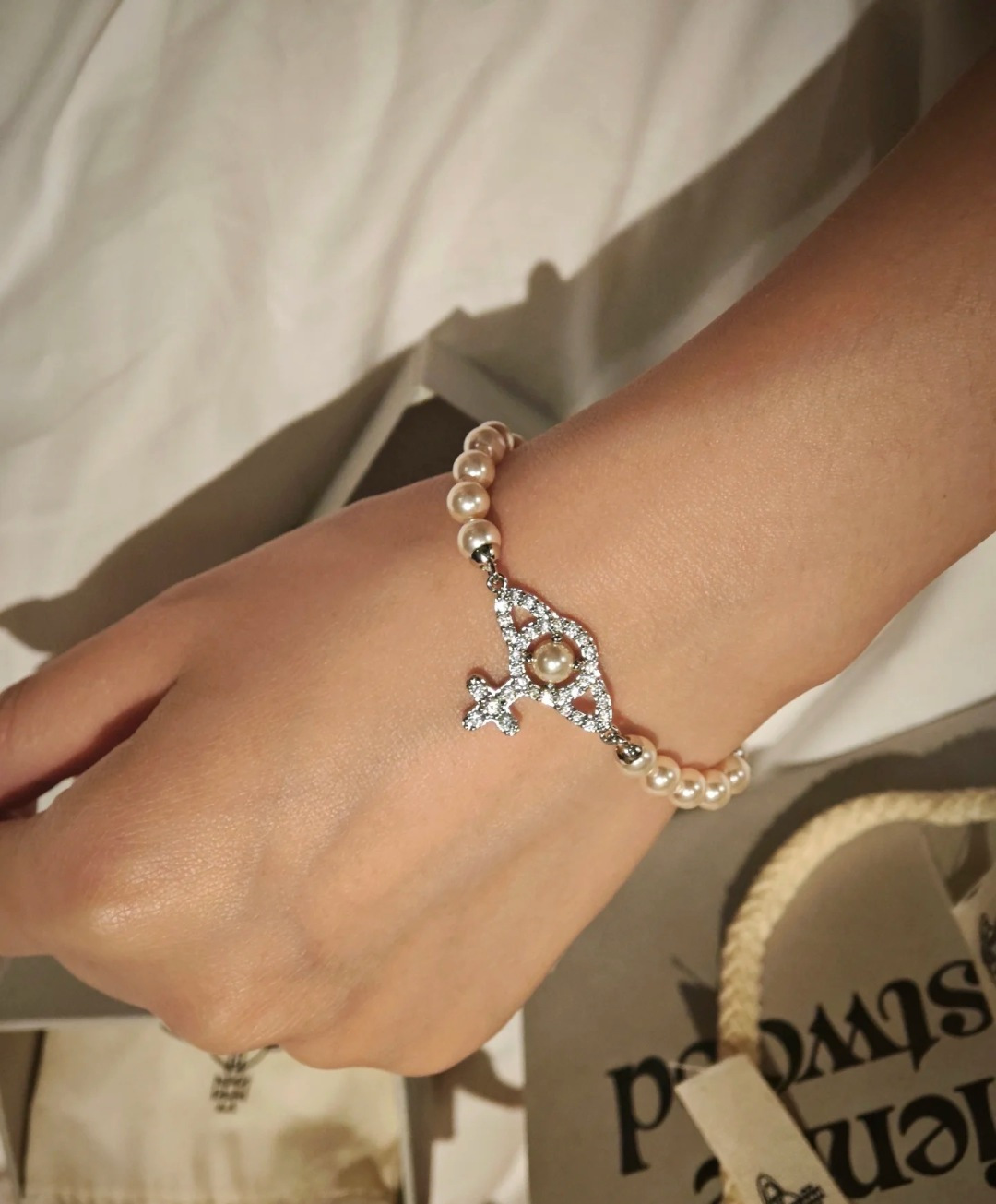 vivienne westwood西太后薇薇安💍英国时装设计师，时装的朋克之母！时尚潮流风格，品质强大，