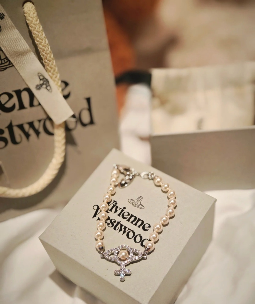 vivienne westwood西太后薇薇安💍英国时装设计师，时装的朋克之母！时尚潮流风格，品质强大，