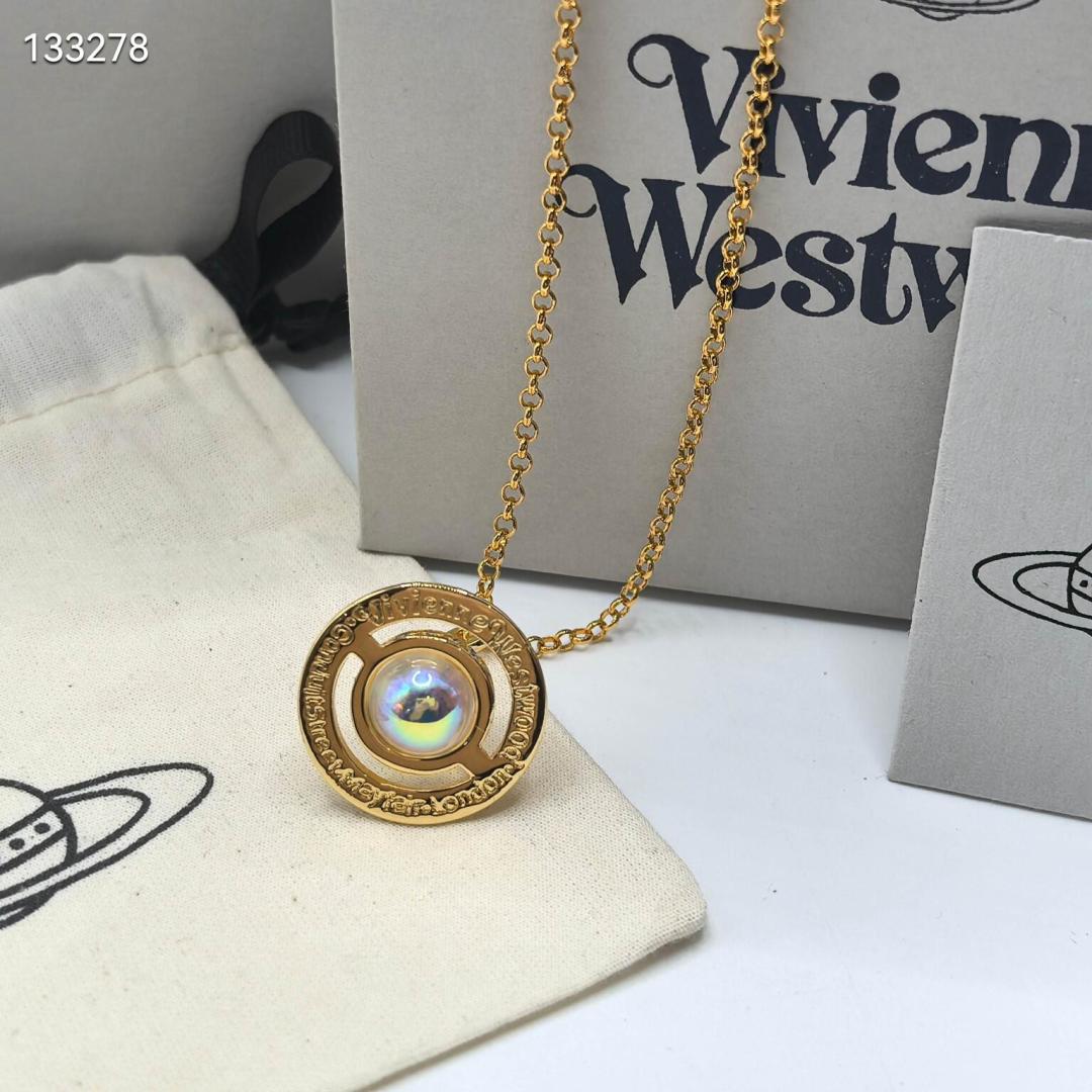 “Western Queens Vivienne Earring Symbolizes Beauty and Light in a New Encounter” - 图片 4