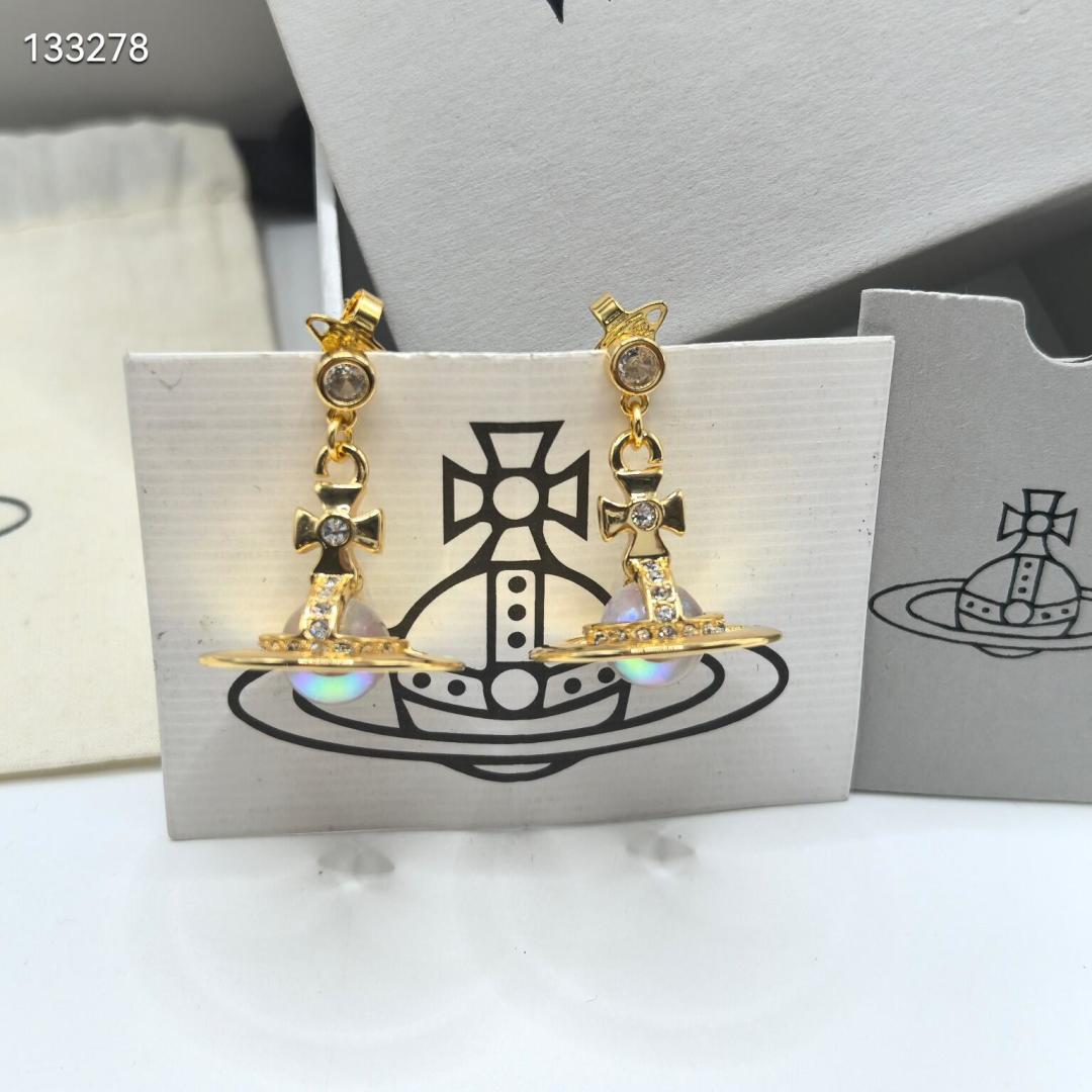 “Western Queens Vivienne Earring Symbolizes Beauty and Light in a New Encounter” - 图片 2