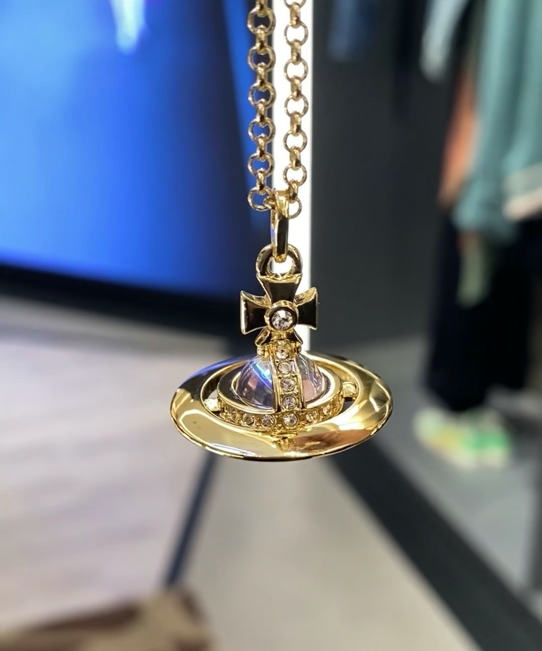 中号西太后vivienne 闭眼‮准入‬没错！纯‮王粹‬冠球‮经是‬典的象征，闪‮土耀‬星环勾‮未勒‬来