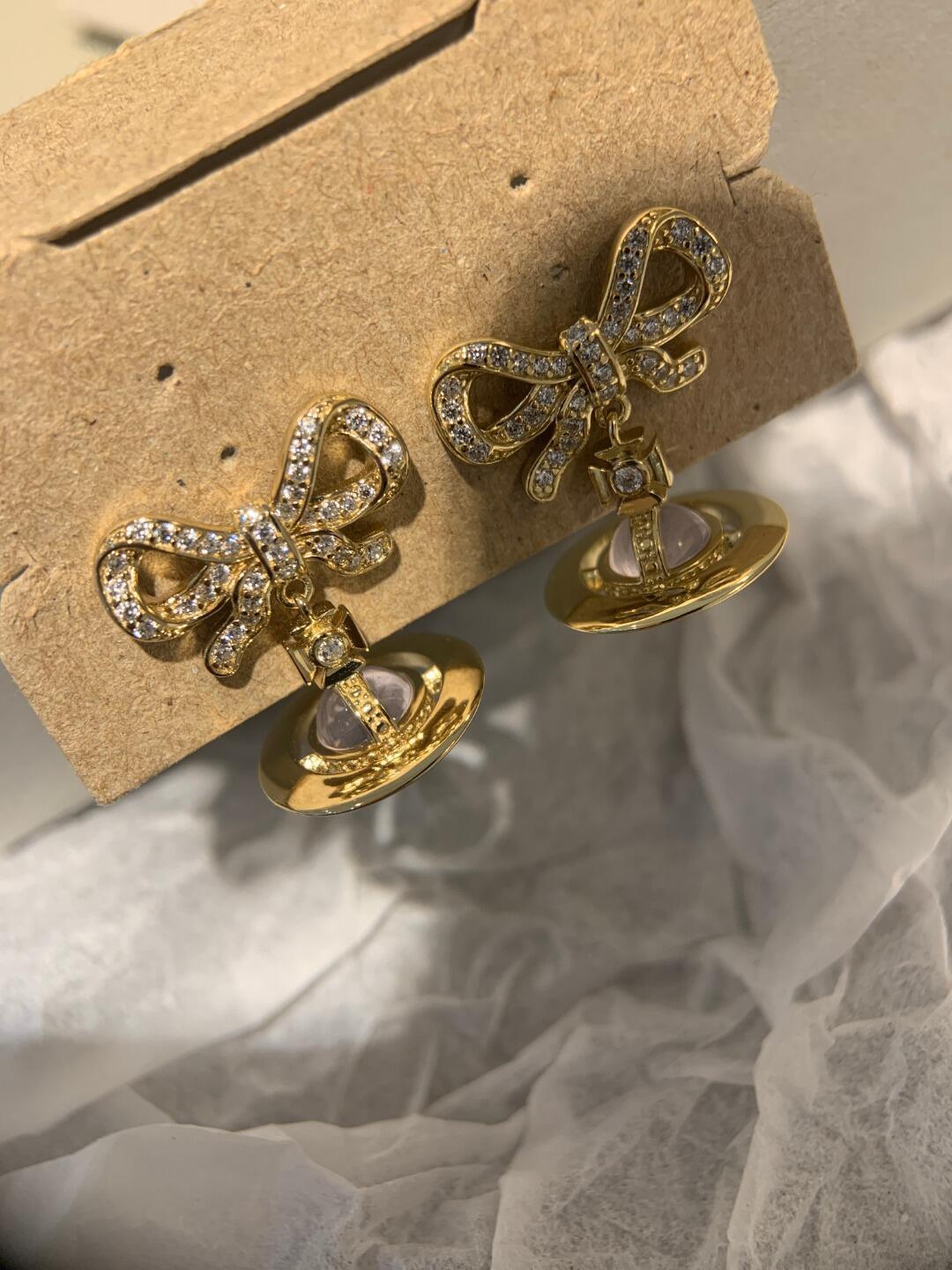 vivienne westwood西太后薇薇安💍英国时装设计师，时装的朋克之母！时尚潮流风格，品质强大，