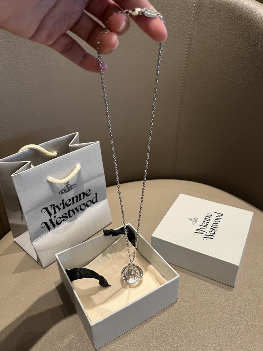 vivienne westwood Logo level