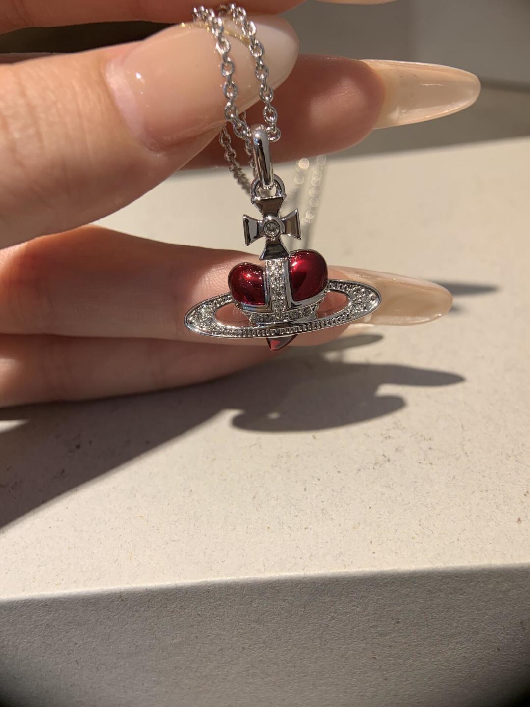 💋 vivienne westwood西太后薇薇安💍英国时装设计师，时装的朋克之母！时尚潮流风格，品质强