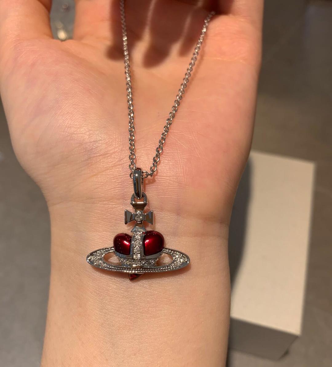 💋 vivienne westwood西太后薇薇安💍英国时装设计师，时装的朋克之母！时尚潮流风格，品质强
