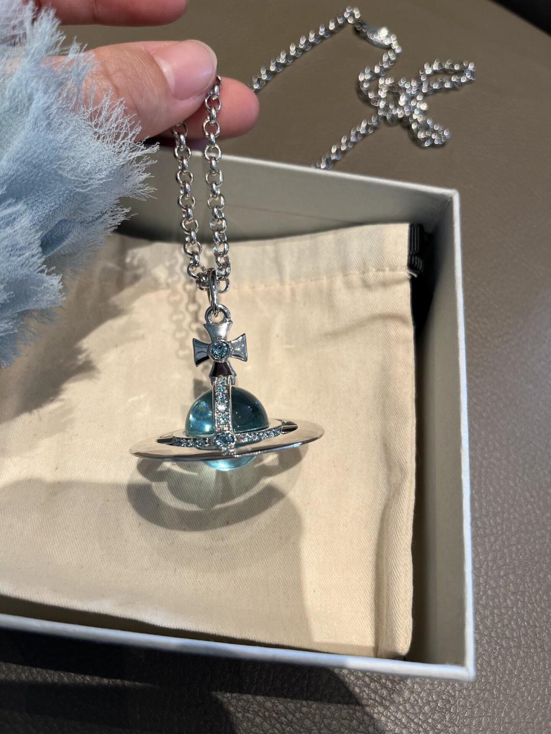 💋 vivienne westwood西太后薇薇安💍英国时装设计师，时装的朋克之母！时尚潮流风格，品质强