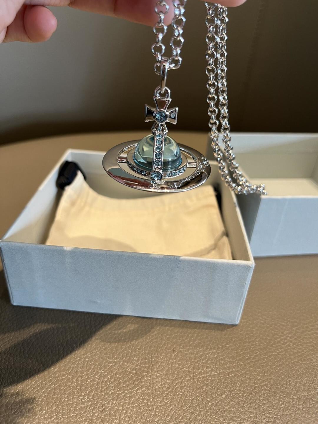 💋 vivienne westwood西太后薇薇安💍英国时装设计师，时装的朋克之母！时尚潮流风格，品质强