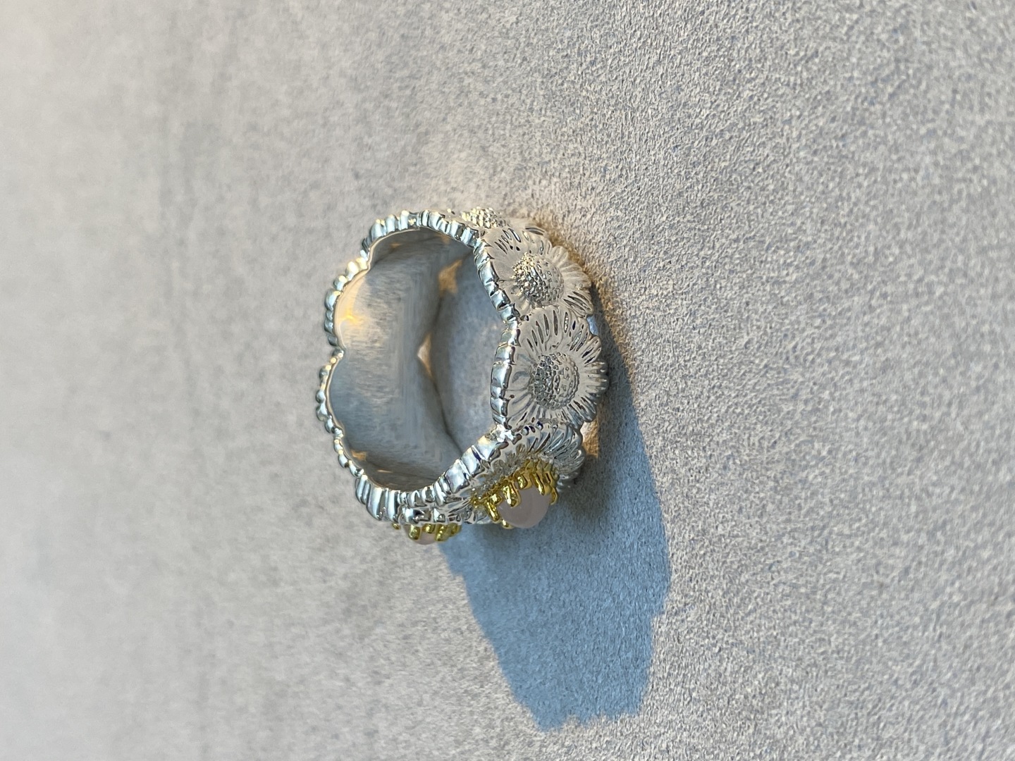 ¥380 V GOLD-TO-COMPOSITE BUCHILATI’S CHAMOMILE RING 678 YARDS - 图片 5
