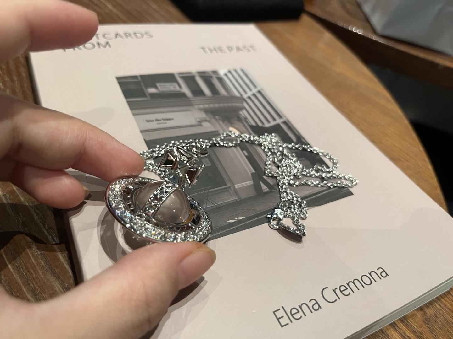 大号vivienne westwood西太后薇薇安💍英国时装设计师，时装的朋克之母！时尚潮流风格，品质强